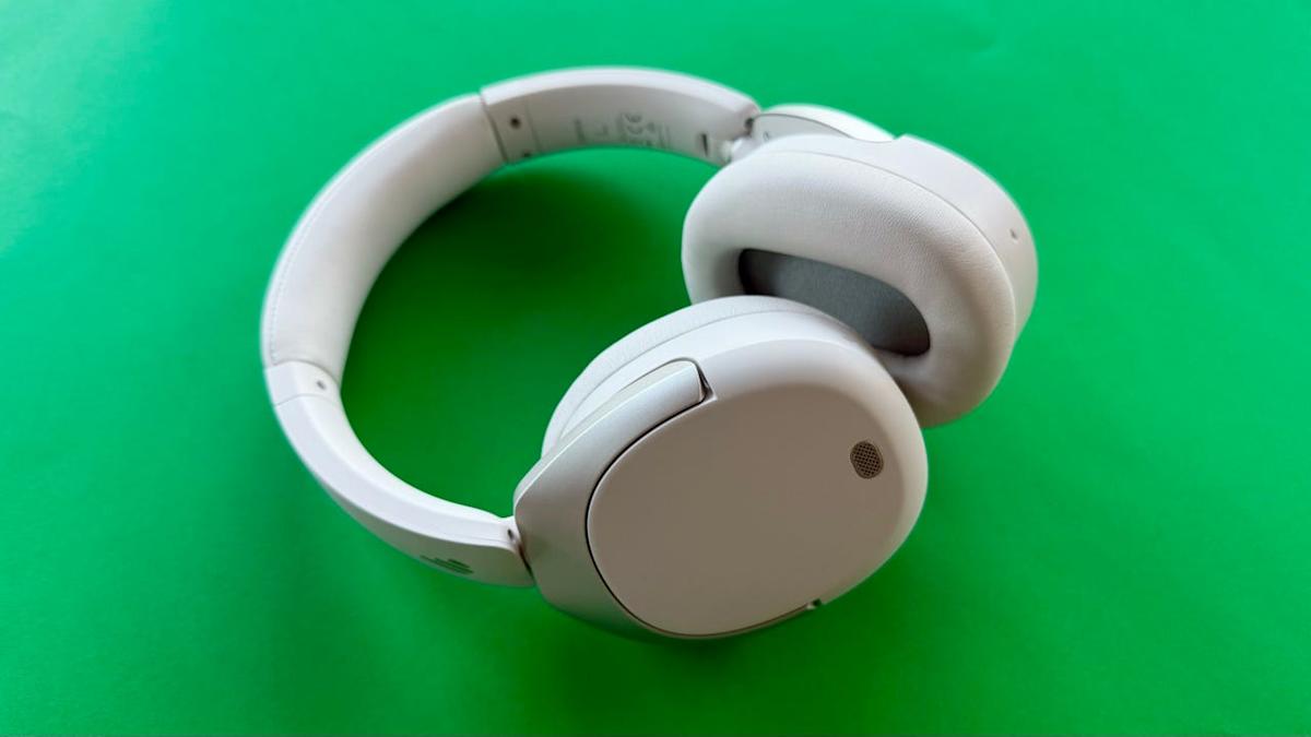 The Best Cheap Noise Cancelling Headphones in 2020 | GQ The Best Cheap Noise Cancelling Headphones in 2020 | GQ